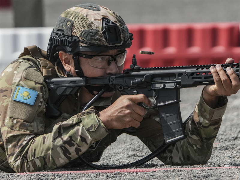 Xinjiang : début du 1er Concours de compétences Chine-Asie centrale des unités spéciales des départements de la sécurité publique et des affaires internes à Urumqi