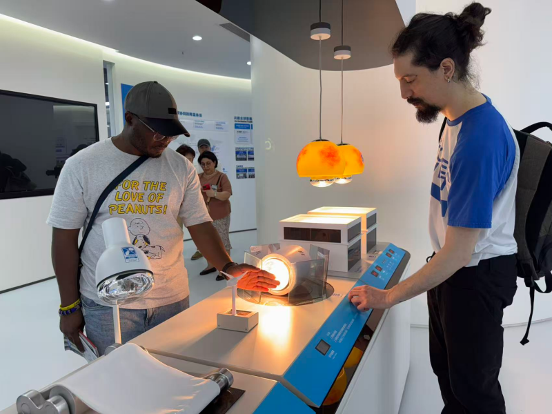 L'usine des rêves de la jeunesse de Shenzhen-Hong Kong, une terre promise pour entreprendre et construire des rêves pour l'avenir