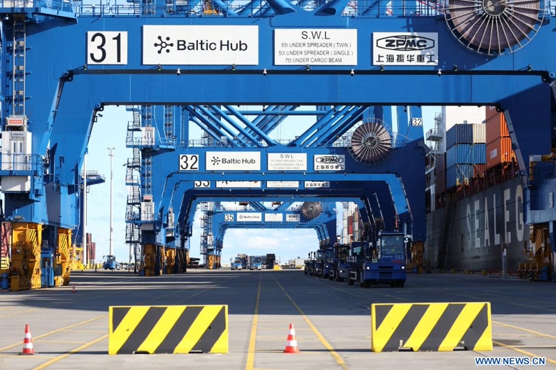 Pologne : arrivée du premier navire porte-conteneurs de la route arctique Chine-Europe à Gdansk