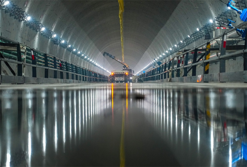Shandong : le forage sur la ligne sud du tunnel du fleuve Jaune de l'avenue de l'Aérospatiale de Jinan a dépassé les 2 000 mètres
