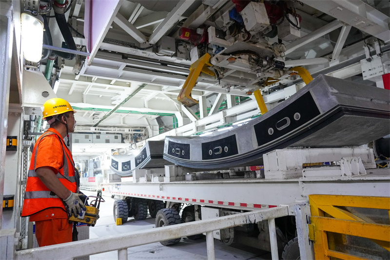 Shandong : le forage sur la ligne sud du tunnel du fleuve Jaune de l'avenue de l'Aérospatiale de Jinan a dépassé les 2 000 mètres
