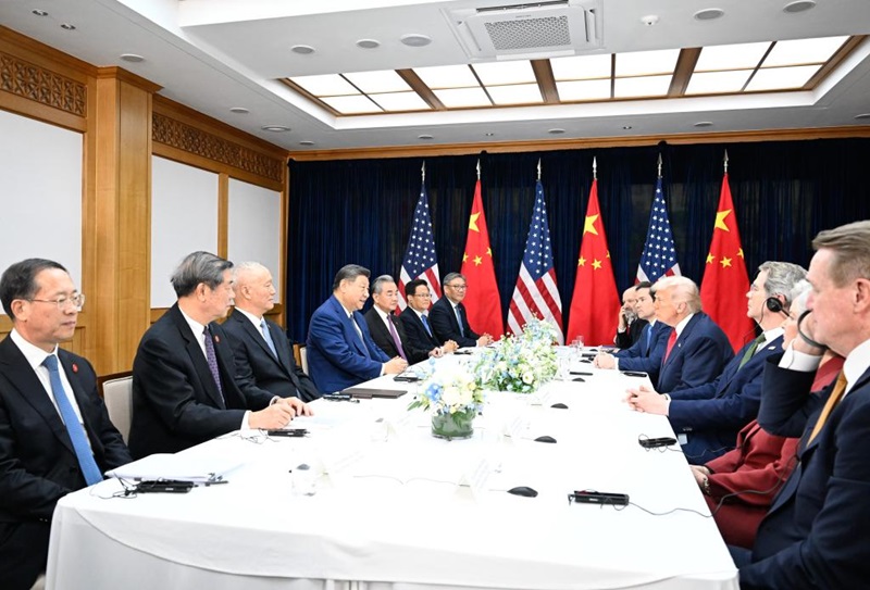 Xi se dit prêt à travailler avec Trump pour établir une base solide pour les relations bilatérales