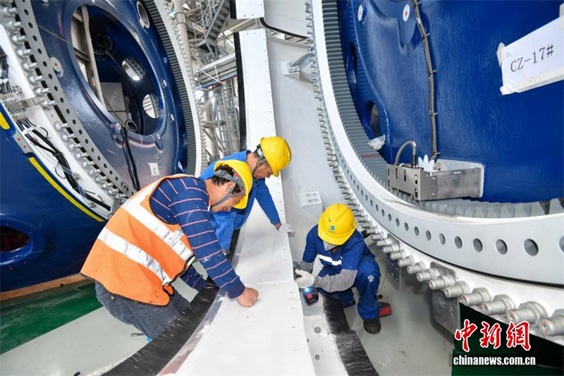 Hainan : découvrez la plus grande base de production de pales d'éoliennes du monde à Dongfang