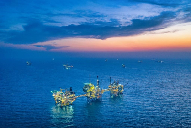 Chine : le plus grand champ pétrolifère offshore rapporte un record annuel de production de pétrole et de gaz