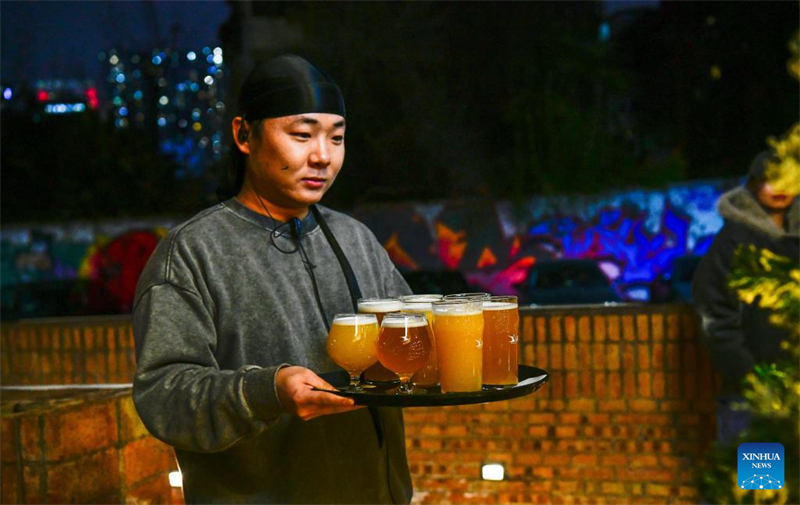 Guizhou : la bière artisanale augmente les revenus des restaurants et des commerces de détail à Guiyang