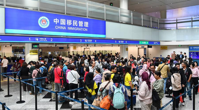 Le premier mois du lancement des opérations douanières spéciales du port de libre-échange de Hainan a amélioré le confort des passagers