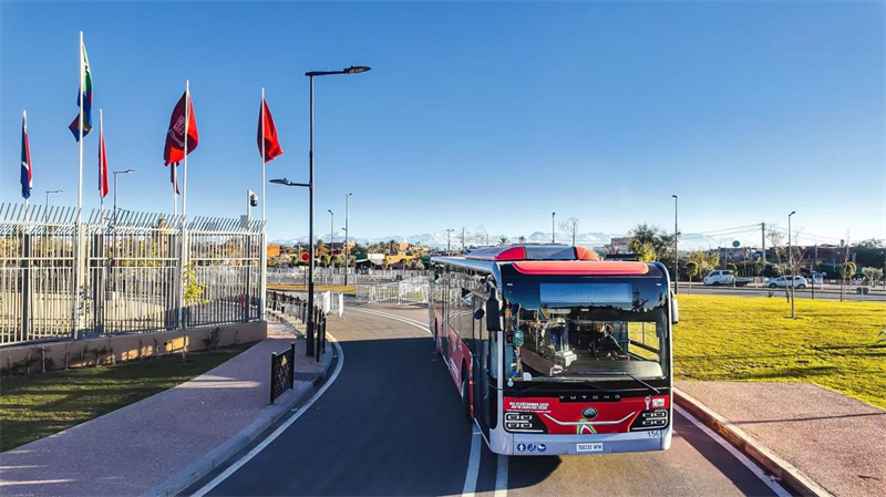 Avec ses bus, la Chine a aussi participé à la Coupe d'Afrique de football