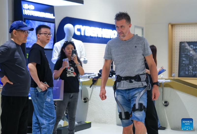 Guangdong : Shenzhen apporte une technologie de pointe aux consommateurs avec de nouveaux scénarios de vente au détail