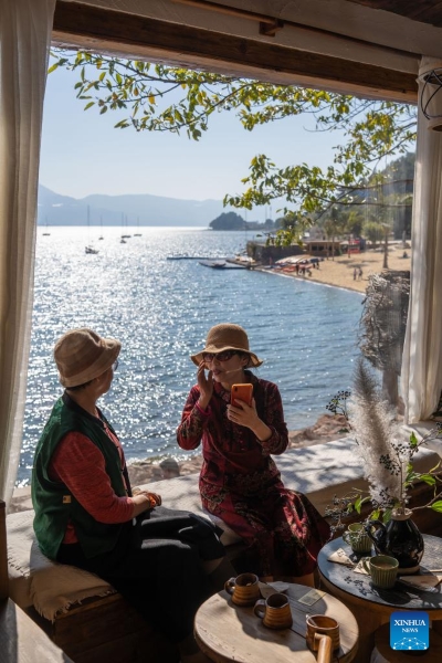 Yunnan : les paysages du lac Fuxian à Yuxi