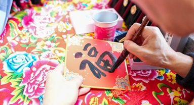 Heilongjiang : une « foire dans le train » lancée au milieu de la vague de voyages de la Fête du Printemps