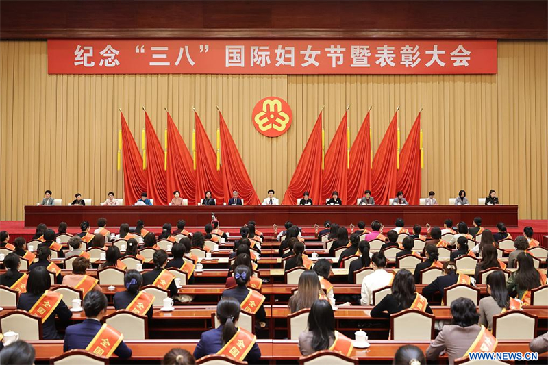 Chine : des femmes modèles à l'honneur à Beijing