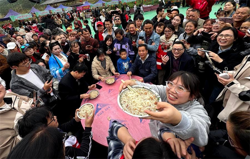 (Huang Xiaobang/Xinhua)