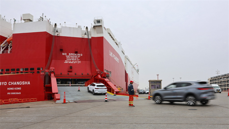 Shanghai : le dynamique terminal automobile roulier Haitong de Waigaoqiao