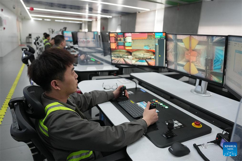 Zhejiang : le port de Ningbo-Zhoushan enregistre une forte augmentation du débit de conteneurs