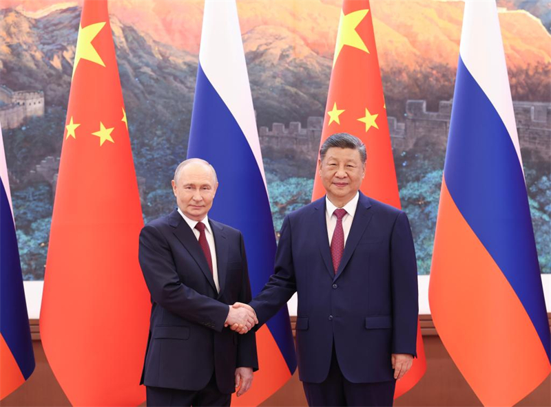 Xi Jinping s'entretient avec Vladimir Poutine à Beijing