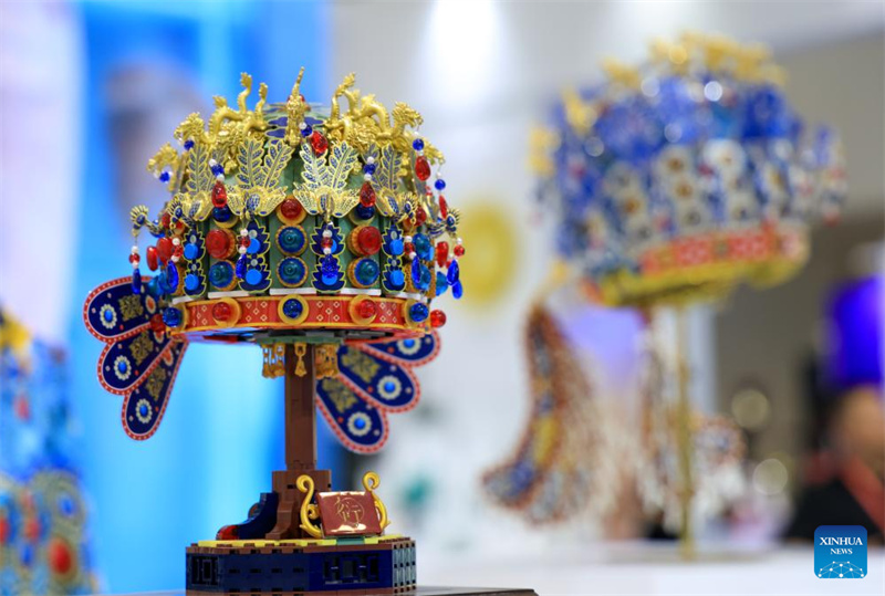 Guangdong : le Salon culturel de Shenzhen présente de riches trésors créatifs chinois
