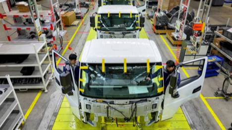 Les bénéfices des grandes entreprises industrielles chinoises en hausse de 18,2% de janvier à avril
