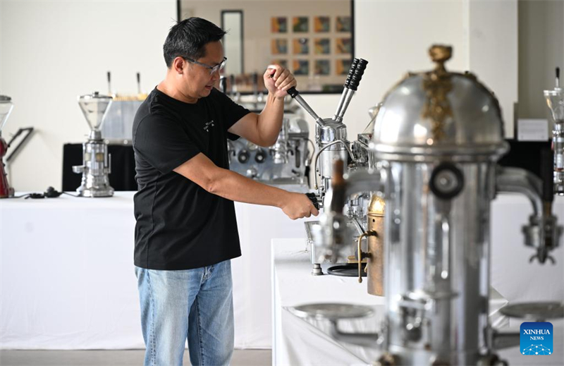 Guangdong : l'industrie du café prospère à Jiangmen