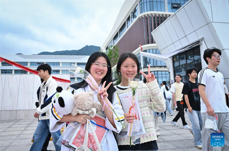 L'examen national d'entrée à l'université s'achève dans certaines régions de Chine