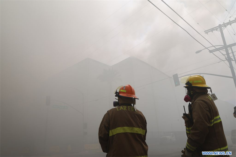 Los Angeles : l'état d'urgence suite à l'incendie d'un entrepôt
