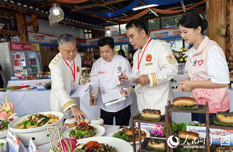Guangxi : Liuzhou organise un concours de plats innovants à base d'escargots