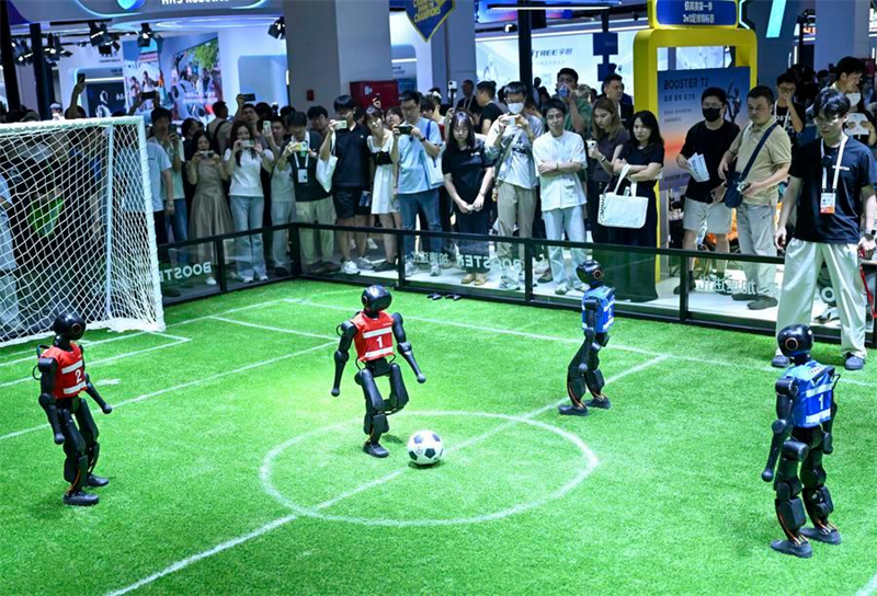 Chine : des robots intelligents présentés à la Conférence mondiale sur l'IA