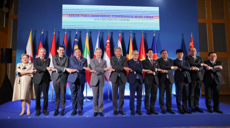 La Chine est prête à travailler avec l'ASEAN pour renforcer la solidarité face aux nouveaux défis et aux incertitude