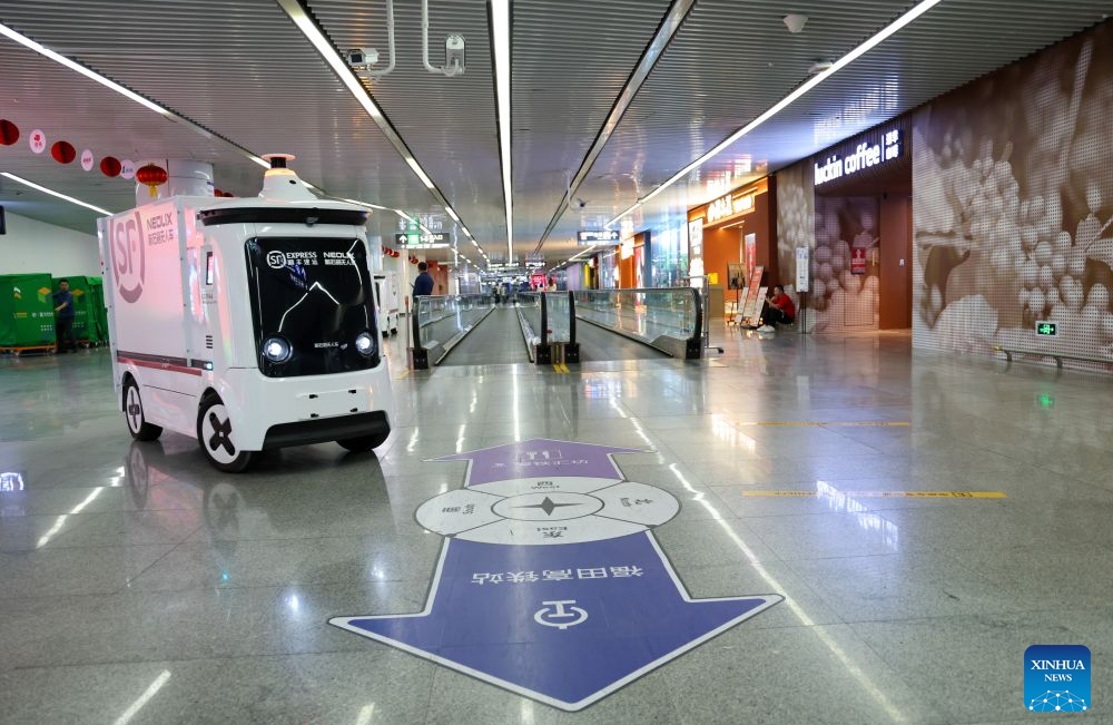 Guangdong : comment les véhicules autonomes stimulent la logistique intelligente à Shenzhen