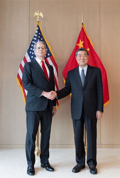 La Chine et les Etats-Unis entament des consultations économiques et commerciales à New York