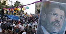 Escalade des affrontements entre les autorités et les partisans de Morsi en Egypte