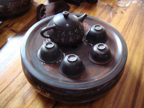 La poterie pourpre de Jianshui
