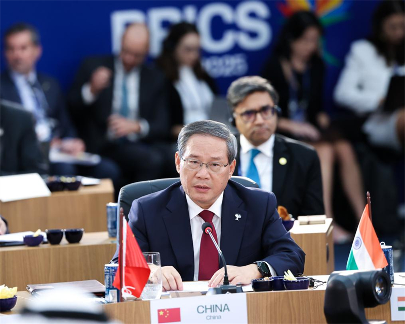 Le PM chinois appelle les BRICS à être à l'avant-garde dans la promotion de la réforme de la gouvernance mondiale