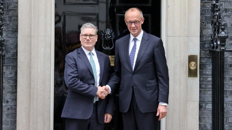 Le Royaume-Uni et l'Allemagne signent un accord de défense et de migration