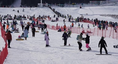 Comment l'afflux de touristes étrangers contribue à éclairer le véritable Xinjiang