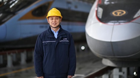 Shaanxi : un technicien de train chevronné se dévoue au développement de la main-d'œuvre qualifiée