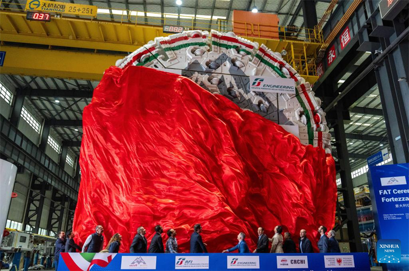 Hunan : un tunnelier destiné à l'Italie sort de sa chaîne de production à Changsha