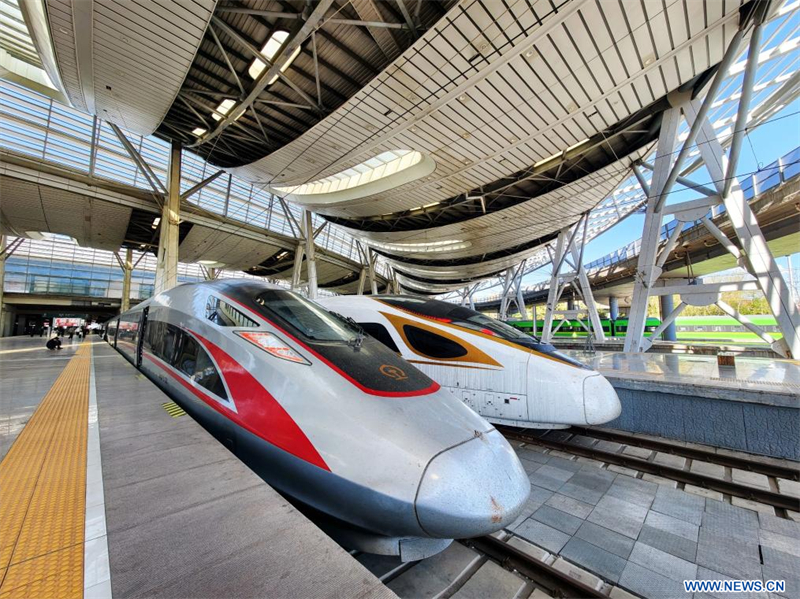 La Chine enregistre plus de 845 millions de voyages de passagers pendant les congés de la fête de Qingming