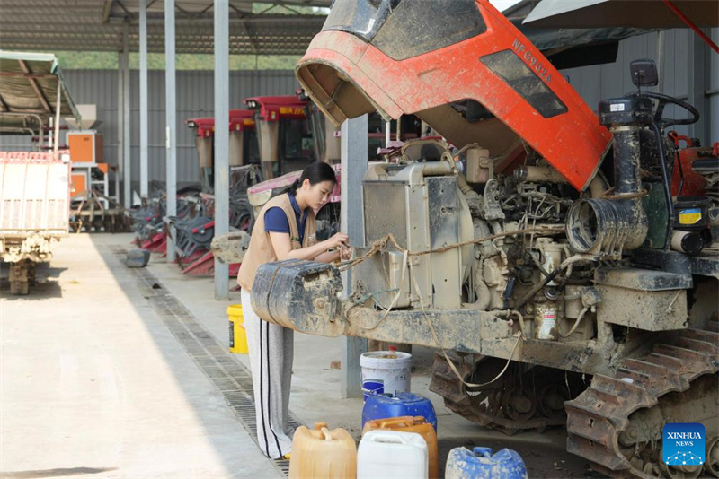 Hunan : une nouvelle agricultrice apporte innovation et compétences sur le terrain à Chenzhou