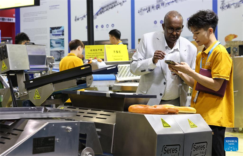 Shanghai : l'exemption de visa facilite la participation des commerçants du monde entier à l'exposition Bakery China 2026