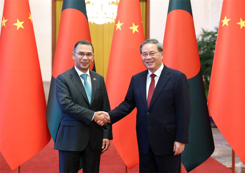 Le Premier ministre chinois appelle à élargir la coopération pragmatique avec le Bangladesh