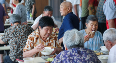 Zhejiang : des cantines solidaires en milieu rural au service de la population de Tonglu