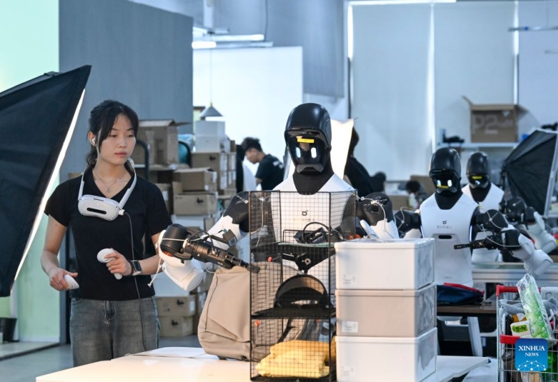 Shanghai : des robots dotés d'une intelligence intégrée entraînés dans des scénarios du monde réel