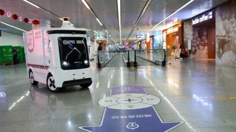 Guangdong : comment les véhicules autonomes stimulent la logistique intelligente à Shenzhen