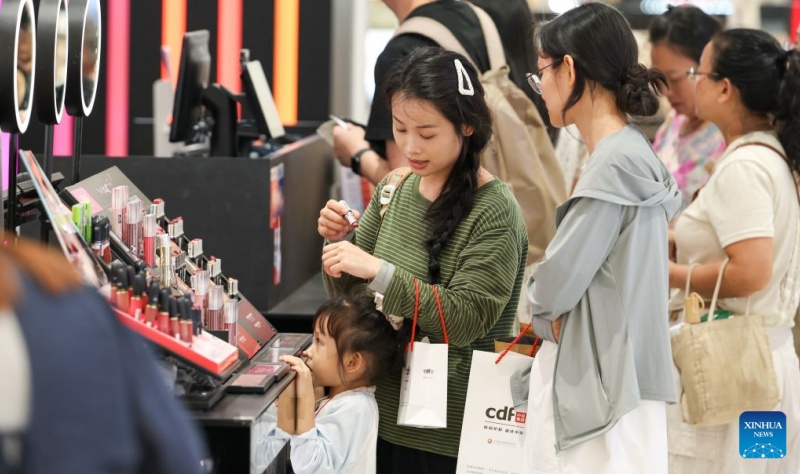 Hainan a enregistré une croissance constante des ventes hors taxes pour les voyageurs cet été