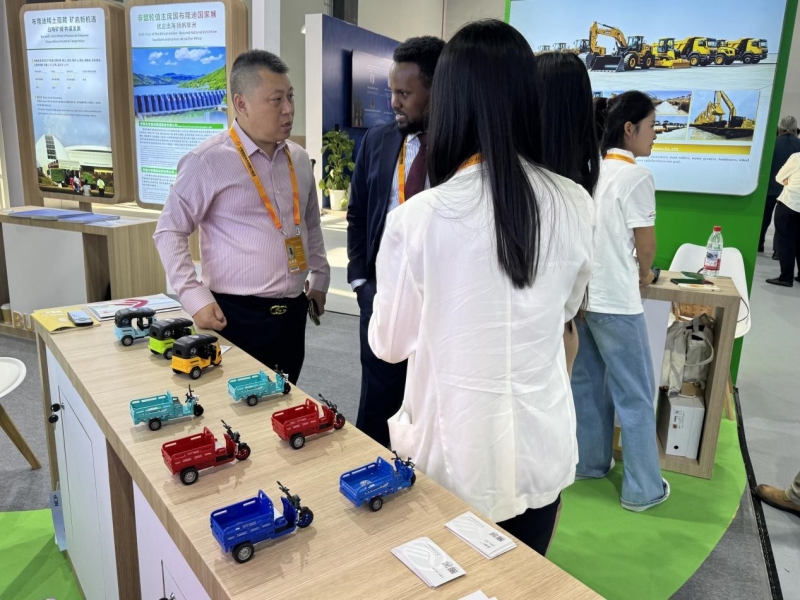 Burundi : s'inspirer de l'expérience chinoise pour faire du commerce des services un nouveau moteur du développement