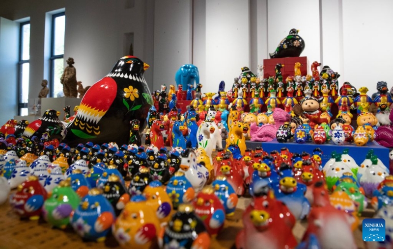 Henan : comment les sculptures « Ni Gugu » stimulent la revitalisation rurale dans le village de Xiyangqitun